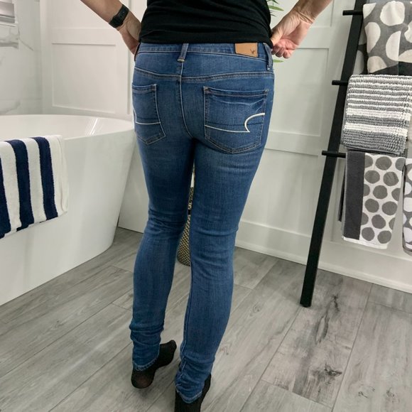 American Eagle Jeans/Jeggings - Picture 2 of 4